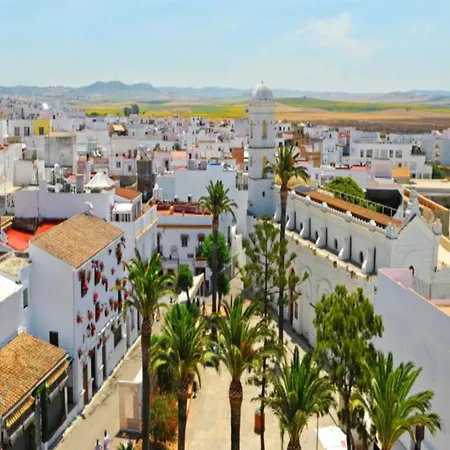 Casa Familiar Con Terraza Privada Cerca De Playas En Conil - Es-180-238 Conil De La Frontera