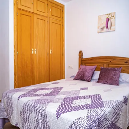 Casa Familiar Con Terraza Privada Cerca De Playas En Conil - Es-180-238 Apartment